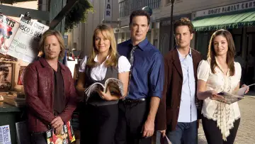 Backdrop к сериалу "Rules of Engagement" #1348296