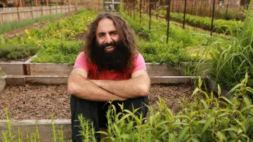 Backdrop for the TV series "Gardening Australia" #1318982