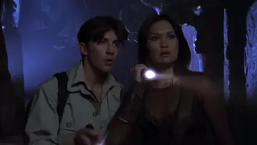 Backdrop for the TV series "Relic Hunter" #1342663