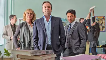 Backdrop к сериалу "Waterloo Road" #1335640