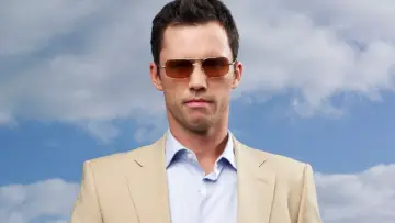 Backdrop for the TV series "Burn Notice" #1301786