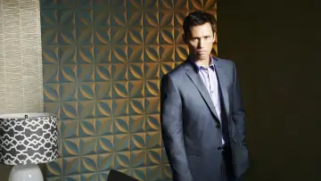 Backdrop for the TV series "Burn Notice" #1301788