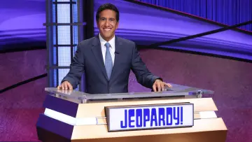 Backdrop к сериалу "Jeopardy!" #1253660