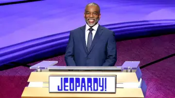 Backdrop к сериалу "Jeopardy!" #1253662