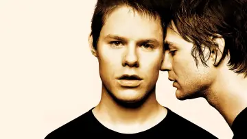Backdrop for the TV series "Queer as Folk" #1350328