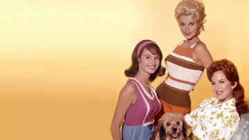 Backdrop for the TV series "Petticoat Junction" #1323002