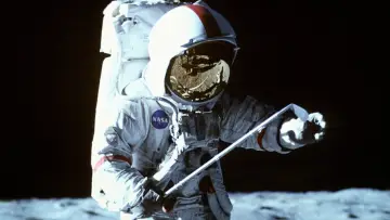 Backdrop к сериалу "From the Earth to the Moon" #1429150