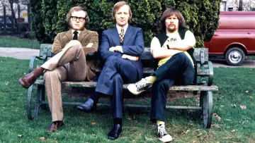 Backdrop for the TV series "The Goodies" #1593815