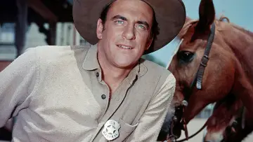 Backdrop for the TV series "Gunsmoke" #1337430