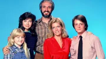 Backdrop for the TV series "Family Ties" #1333476