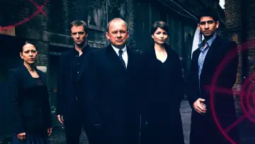 Backdrop for the TV series "Spooks" #1324735