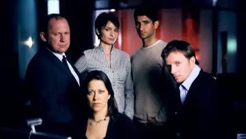 Backdrop for the TV series "Spooks" #1324741