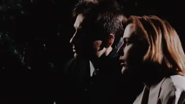 Backdrop for the TV series "The X-Files" #1250615