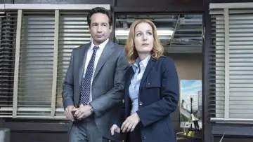 Backdrop for the TV series "The X-Files" #1250696