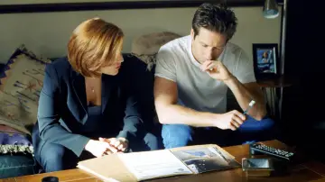 Backdrop for the TV series "The X-Files" #1250700