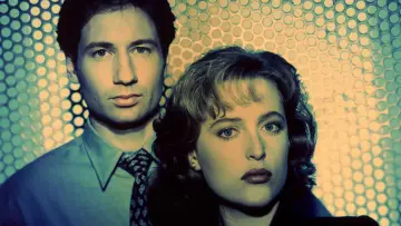 Backdrop for the TV series "The X-Files" #1250748