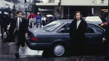 Backdrop for the TV series "The X-Files" #1250785