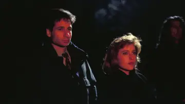 Backdrop for the TV series "The X-Files" #1250788