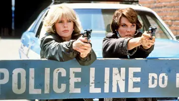 Backdrop for the TV series "Cagney & Lacey" #1335317