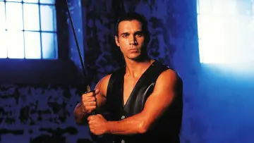 Backdrop for the TV series "Highlander: The Series" #1330890