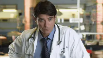 Backdrop for the TV series "ER" #1278131