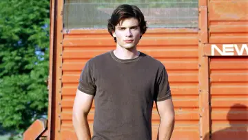 Backdrop for the TV series "Smallville" #1317860