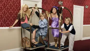 Backdrop for the TV series "The Suite Life of Zack & Cody" #1312174