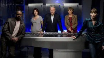 Backdrop к сериалу "Waking the Dead" #1359406