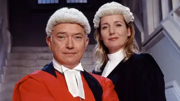 Backdrop for the TV series "Judge John Deed" #1684729
