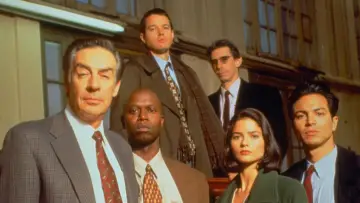 Backdrop к сериалу "Law & Order" #1232368