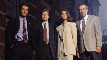 Backdrop for the TV series "Law & Order" #1232412