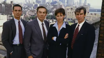Backdrop for the TV series "Law & Order" #1232414