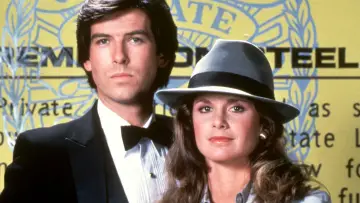 Backdrop for the TV series "Remington Steele" #1369967