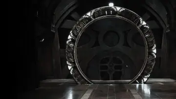 Backdrop for the TV series "Stargate Universe" #1353581
