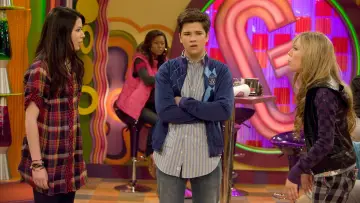 Backdrop for the TV series "iCarly" #1291733