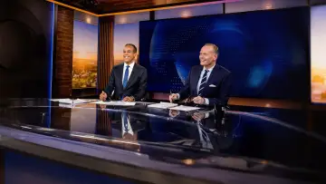 Backdrop for the TV series "CBS Evening News" #1601835