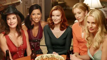 Backdrop for the TV series "Desperate Housewives" #1246177