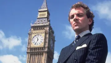 Backdrop for the TV series "The New Statesman" #1593052