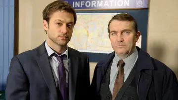 Backdrop for the TV series "Law & Order: UK" #1419099