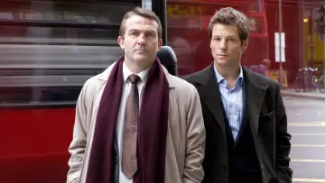 Backdrop for the TV series "Law & Order: UK" #1419104