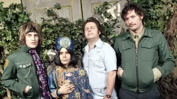 Backdrop for the TV series "The Mighty Boosh" #1434960