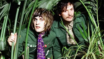 Backdrop for the TV series "The Mighty Boosh" #1434961