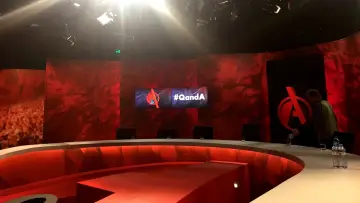 Backdrop for the TV series "Q&A" #1373982