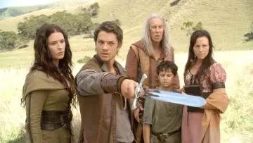 Backdrop for the TV series "Legend of the Seeker" #1383761