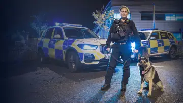 Backdrop к сериалу "Police Interceptors" #1424239