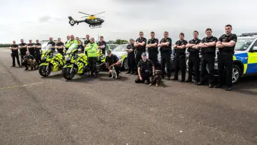 Backdrop к сериалу "Police Interceptors" #1424240