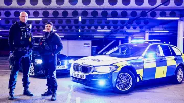 Backdrop к сериалу "Police Interceptors" #1424242