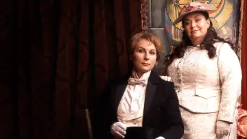 Backdrop for the TV series "French & Saunders" #1591421