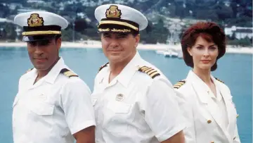 Backdrop for the TV series "Love Boat: The Next Wave" #1659932