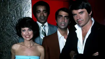 Backdrop for the TV series "Vega$" #1399323